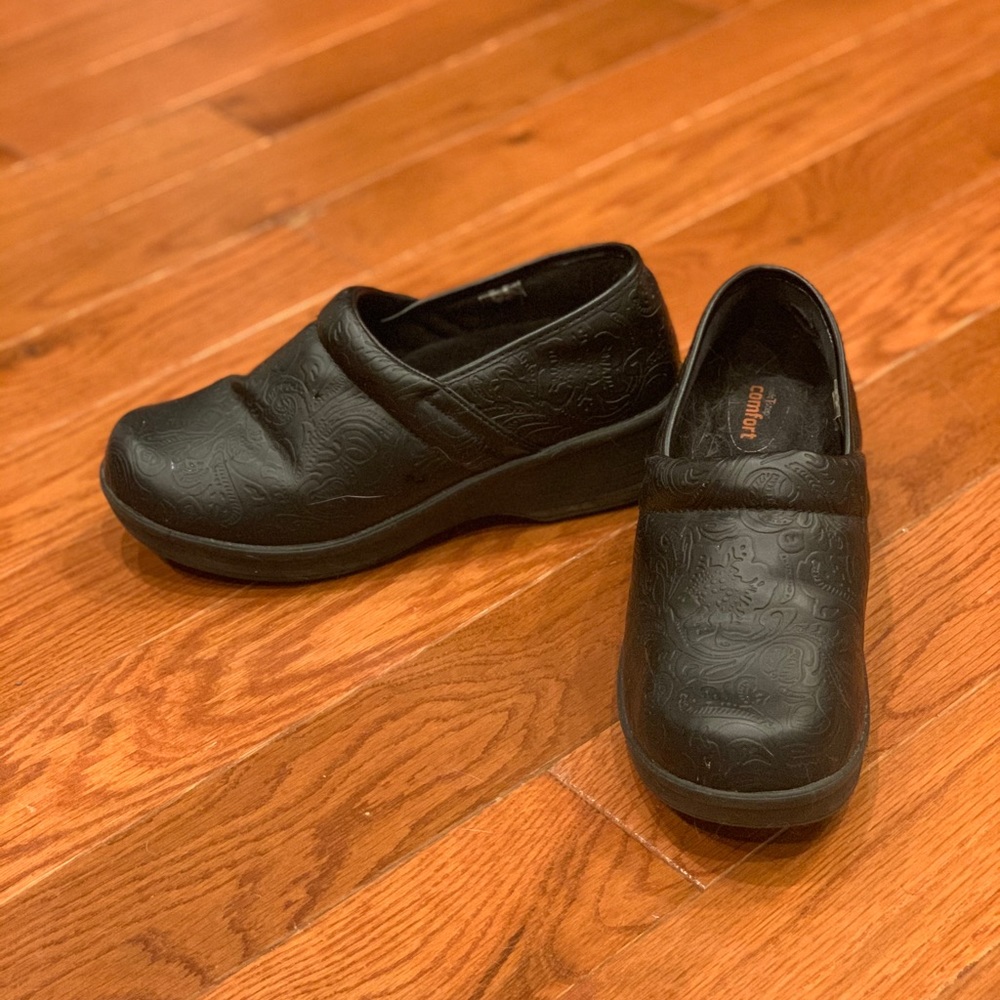 Payless brand Dansko clogs